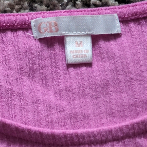 Pink Ribbed Knit Crop Top - Picture 2 of 3